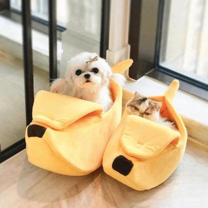 Cozy Shop™️ Banana Pet Bed